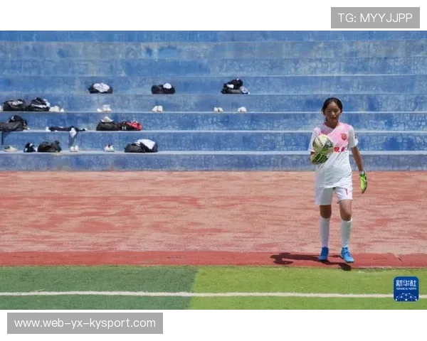 _女子足球联赛：青春激昂，逐梦足迹_，女子足球队比赛